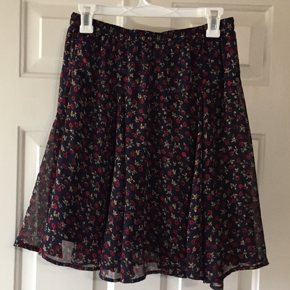 ❤️4for$20! Old Navy Floral Navy Skirt Size Small - Picture 3 of 3